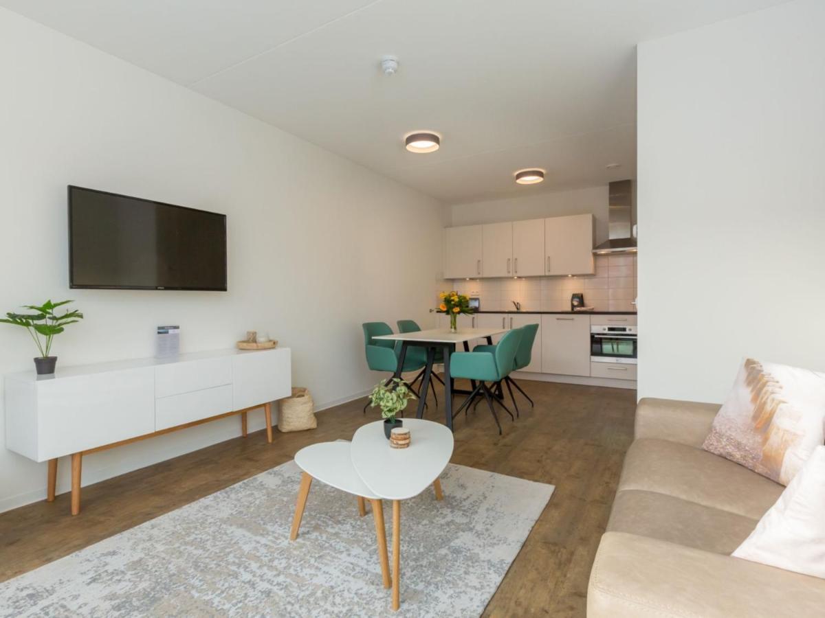 Apartment Near Beach In Заутеланде Екстериор снимка