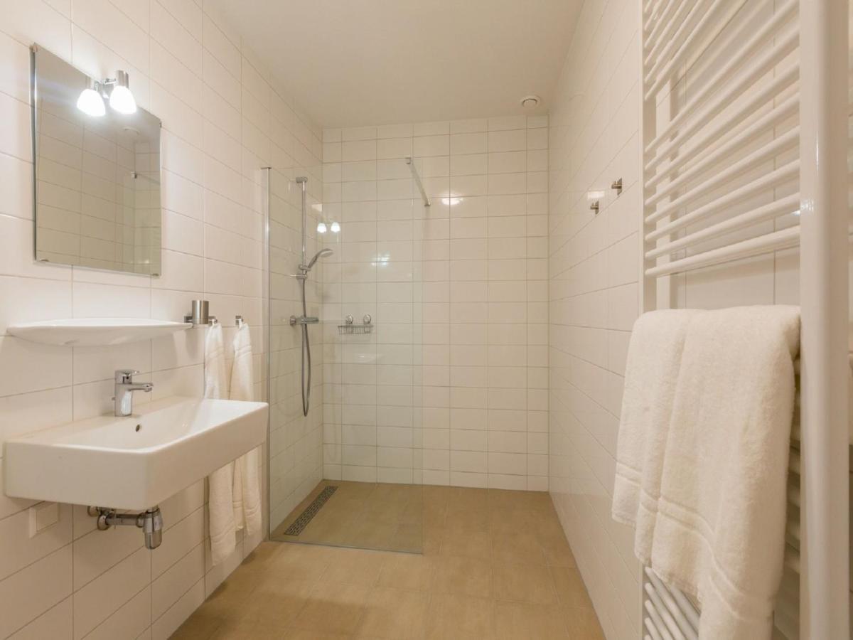 Apartment Near Beach In Заутеланде Екстериор снимка