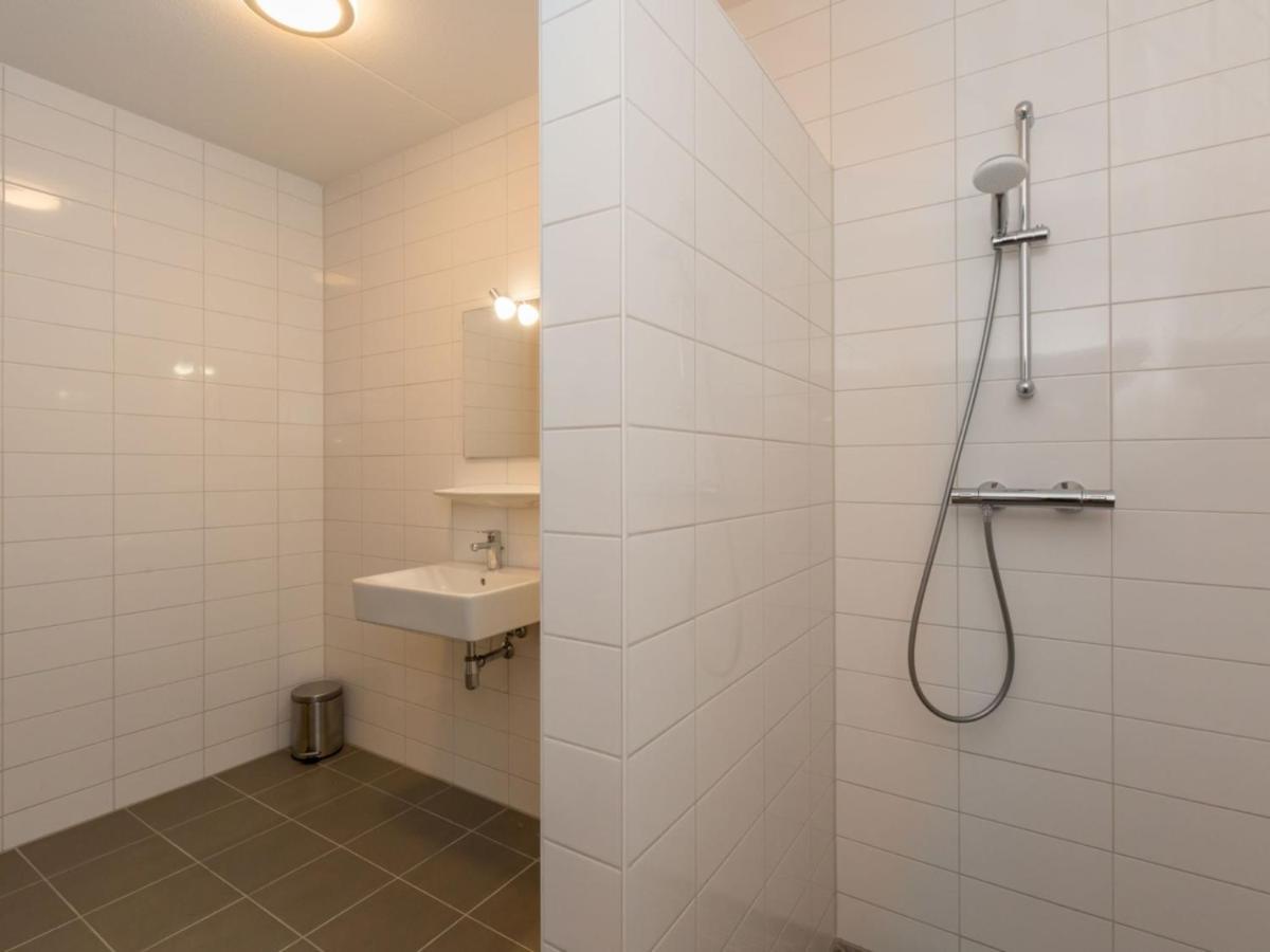 Apartment Near Beach In Заутеланде Екстериор снимка